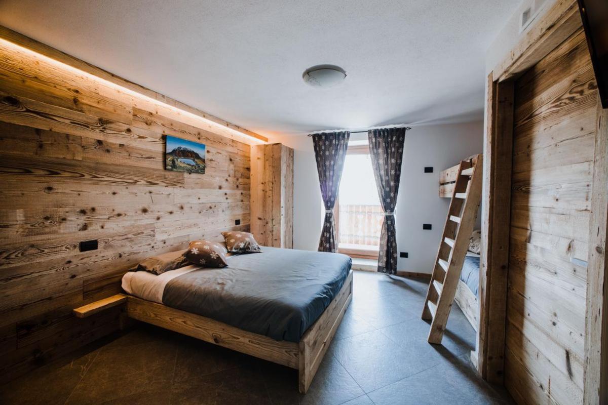Atelier Della Montagna Bed & Breakfast Zambla Alta Екстериор снимка